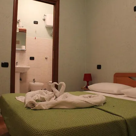 Dei Gerolomini Νάπολη